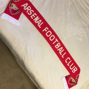 New Official Arsenal Club Scarf EPL not Adidas